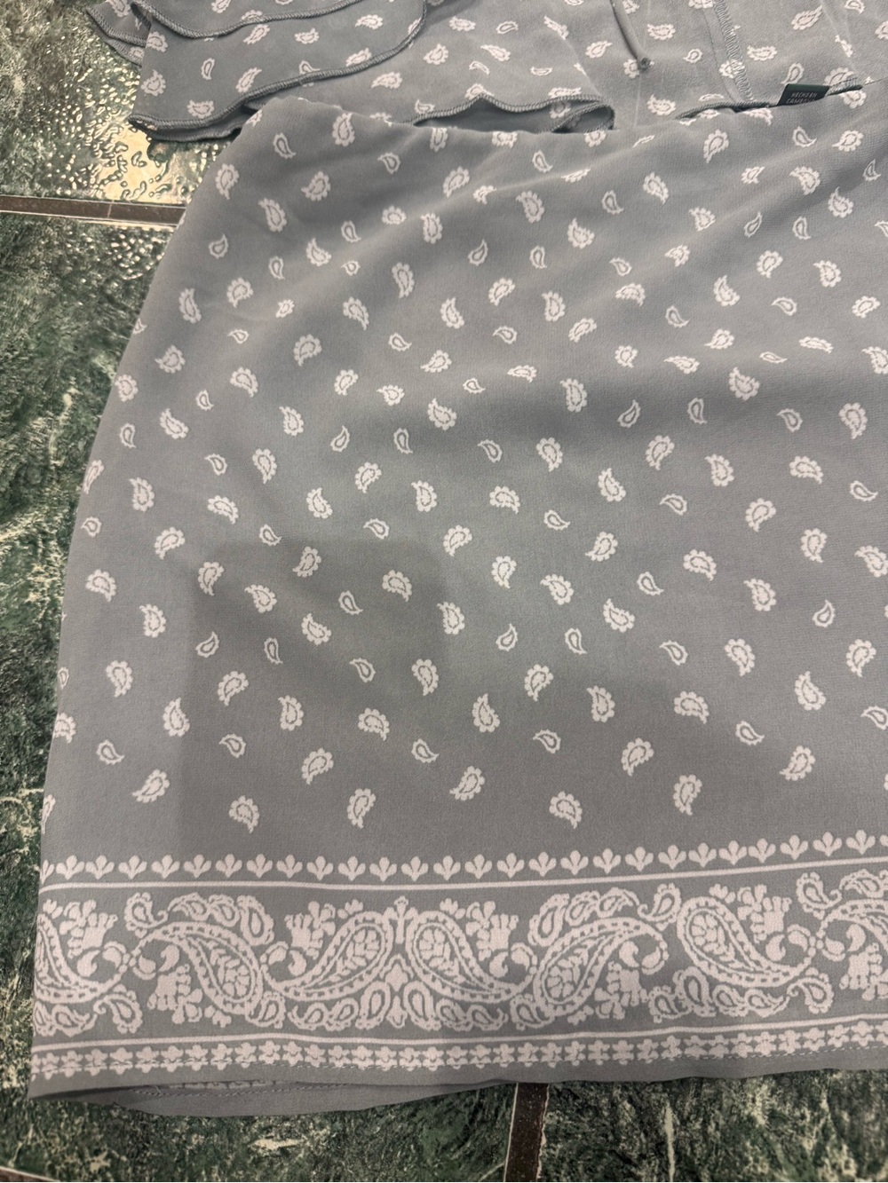 Set! Women's Mini Flyaway Bandana Skirt set Wild Fable Slate Blue Paisley L NWT - Picture 4 of 15